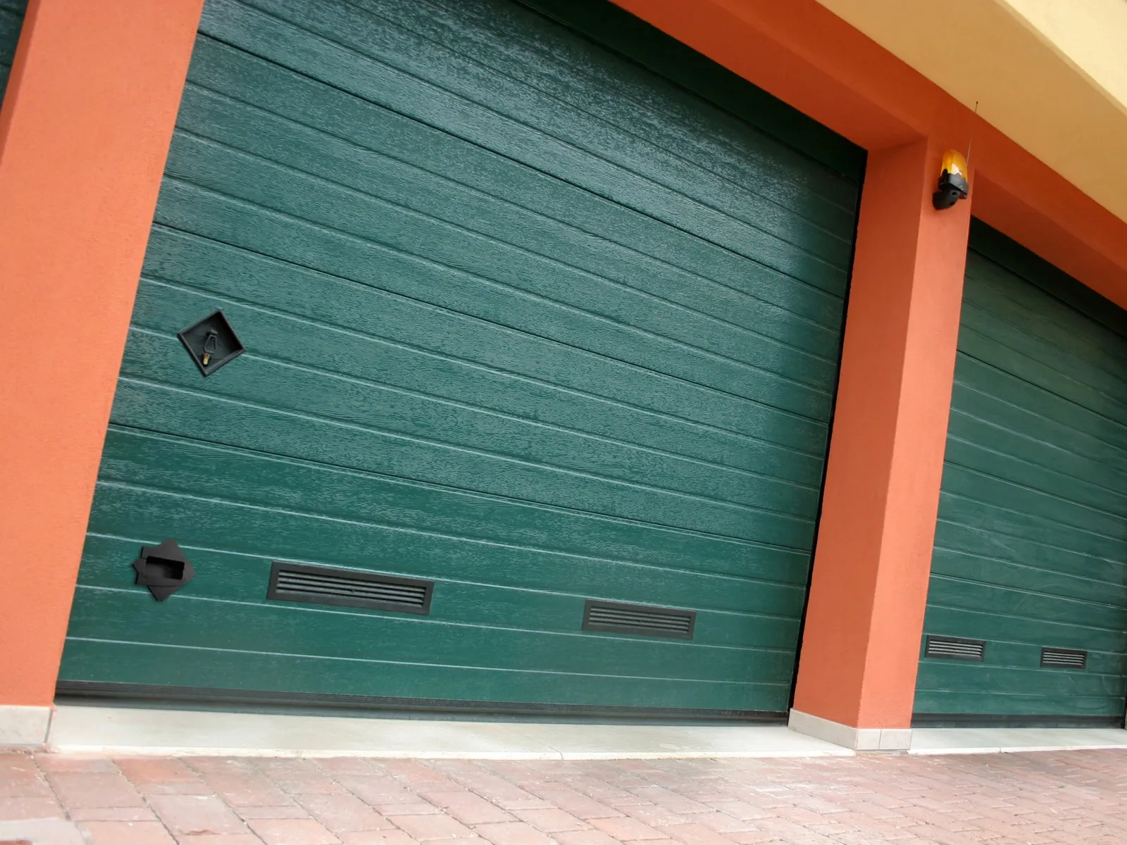 portone sezionale da garage sirio woodgrain